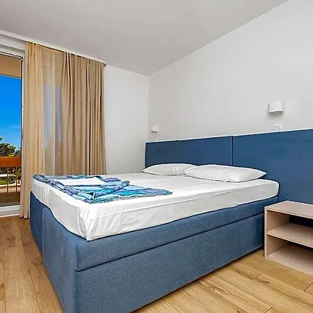 Alemaris Hotel 3*